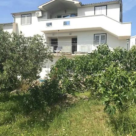 Apartment Sekler Ante Tribunj *