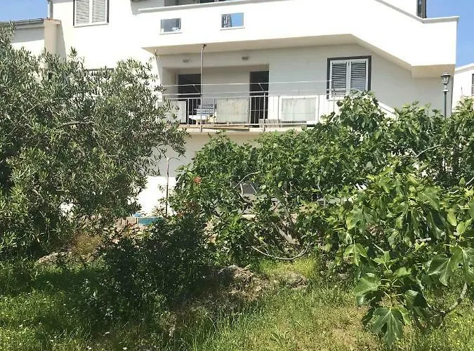 아파트 Sekler Ante Tribunj *